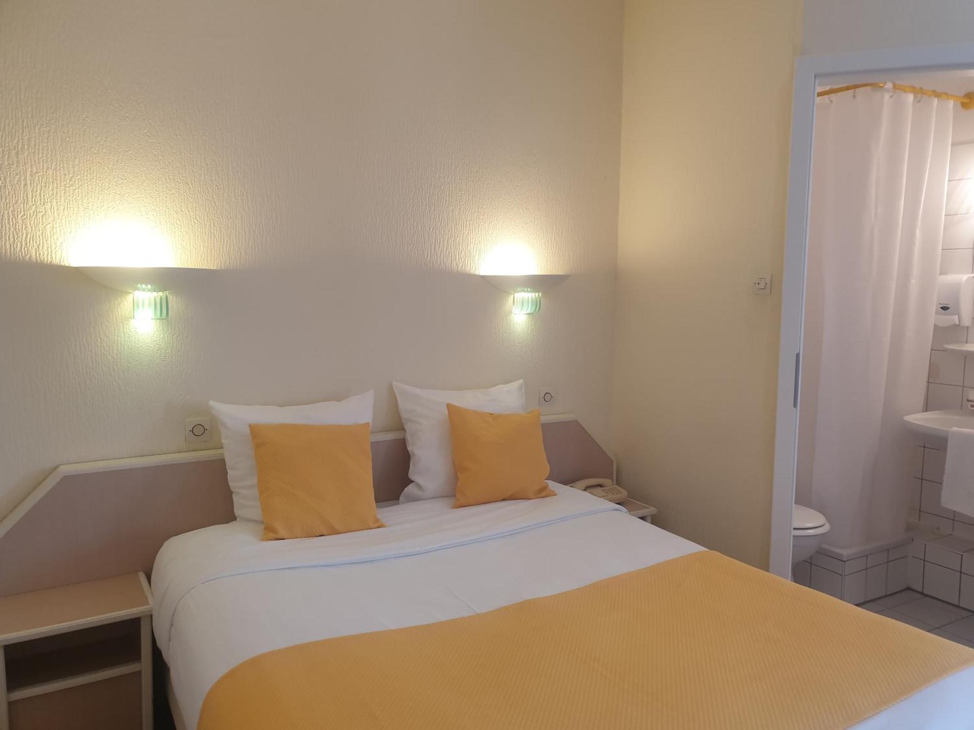 Hotel Restaurant Aux Deux Roses Neuf-Brisach Zewnętrze zdjęcie