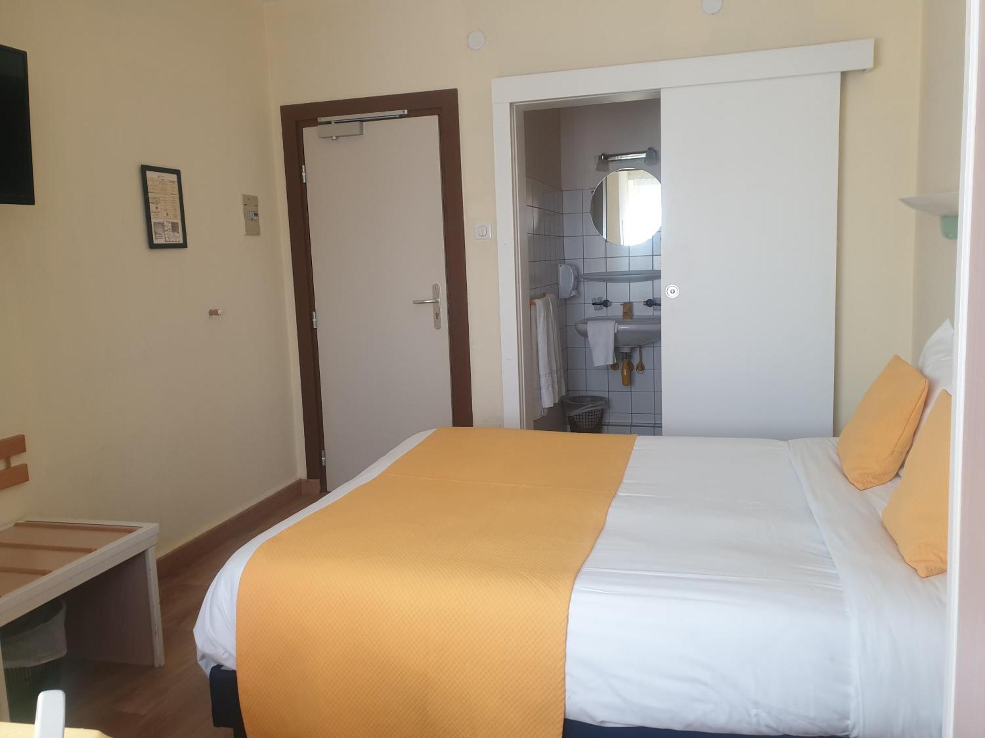 Hotel Restaurant Aux Deux Roses Neuf-Brisach Zewnętrze zdjęcie