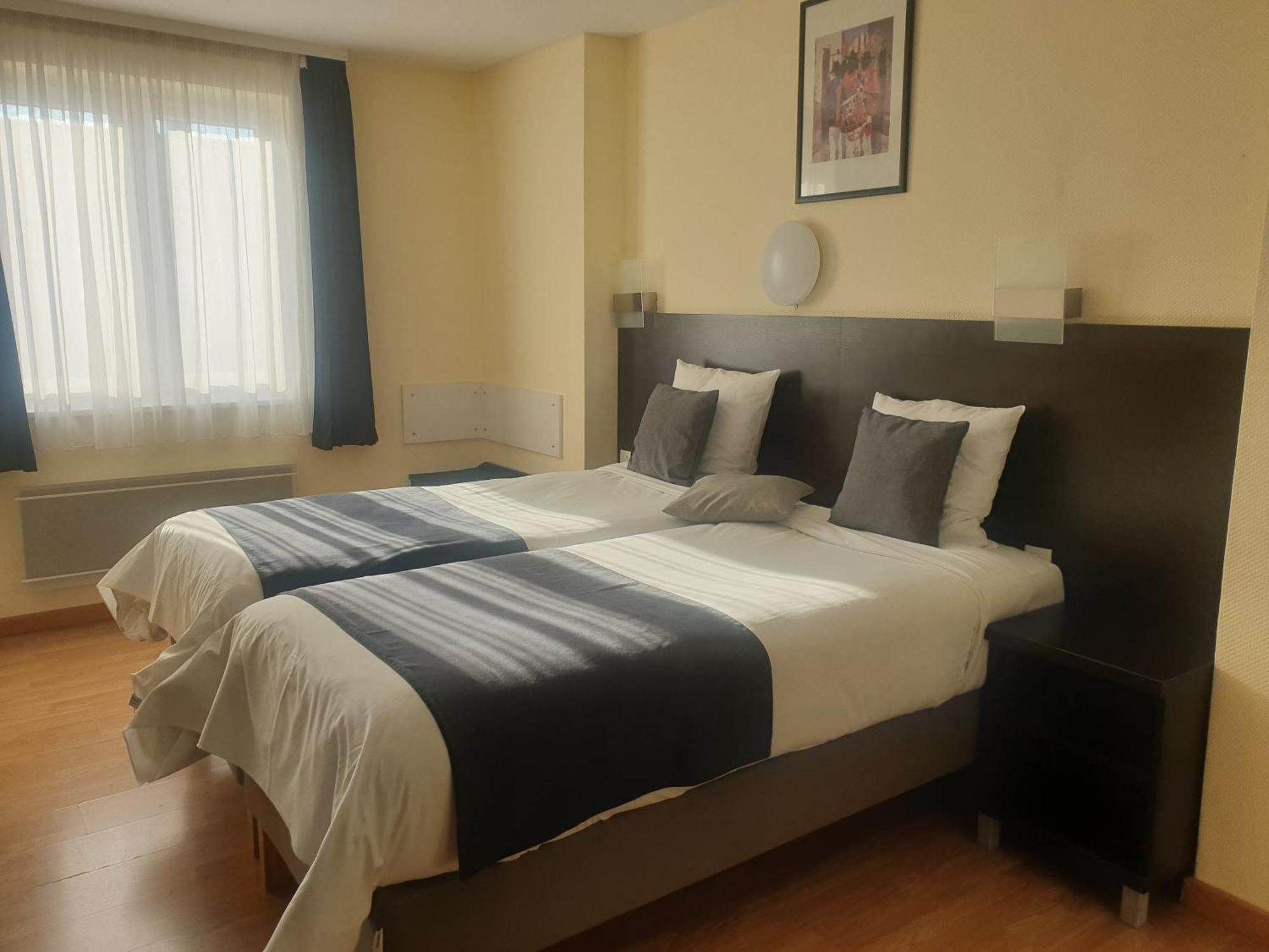 Hotel Restaurant Aux Deux Roses Neuf-Brisach Zewnętrze zdjęcie